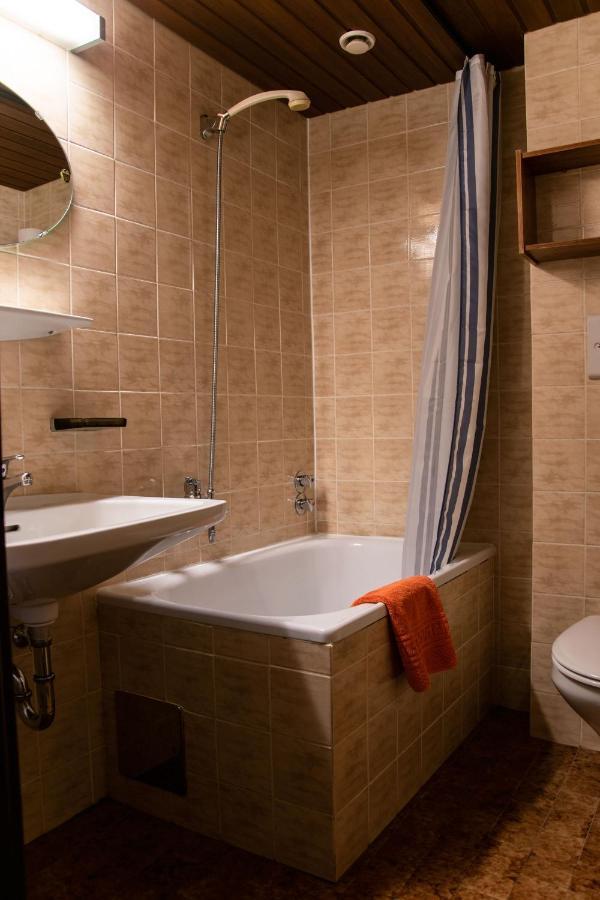Hotel Marko Ец Екстер'єр фото